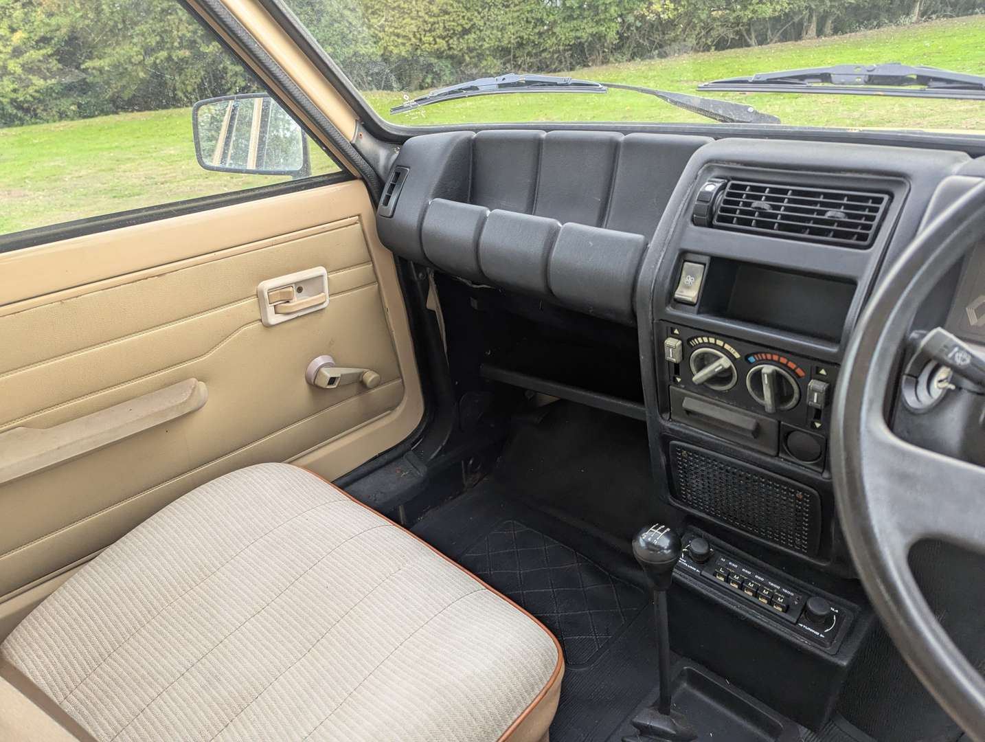 <p>1984 RENAULT 5 TL</p>