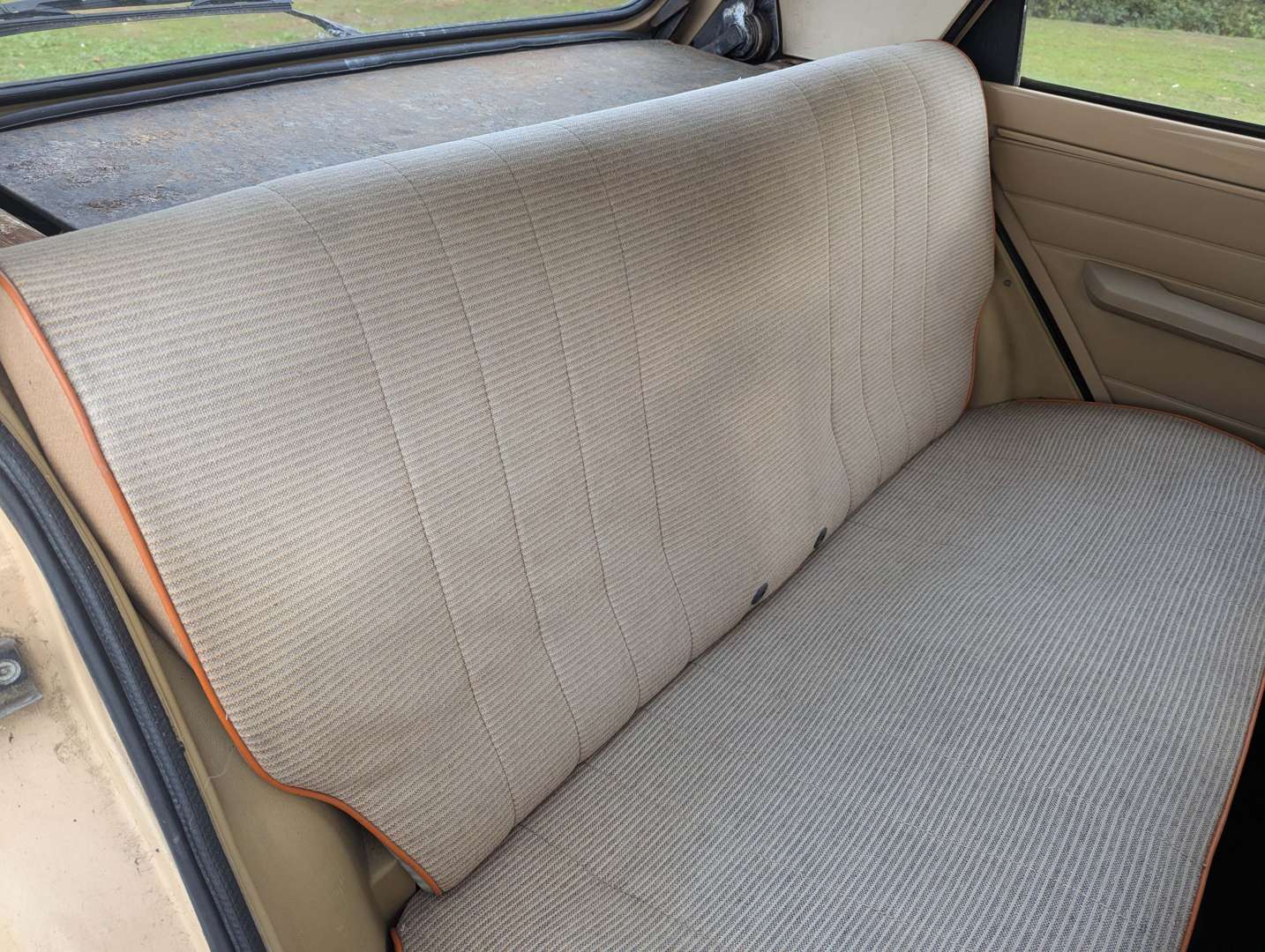 <p>1984 RENAULT 5 TL</p>