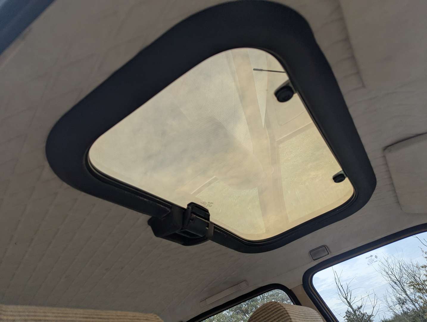 <p>1984 RENAULT 5 TL</p>