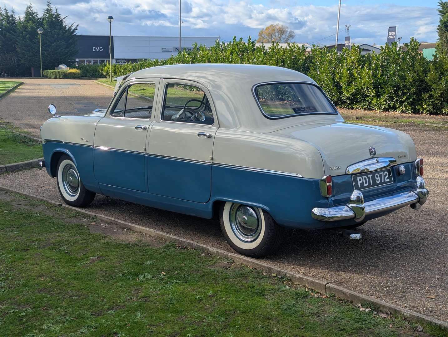 <p>1954 FORD ZEPHYR ZODIAC MKI</p>