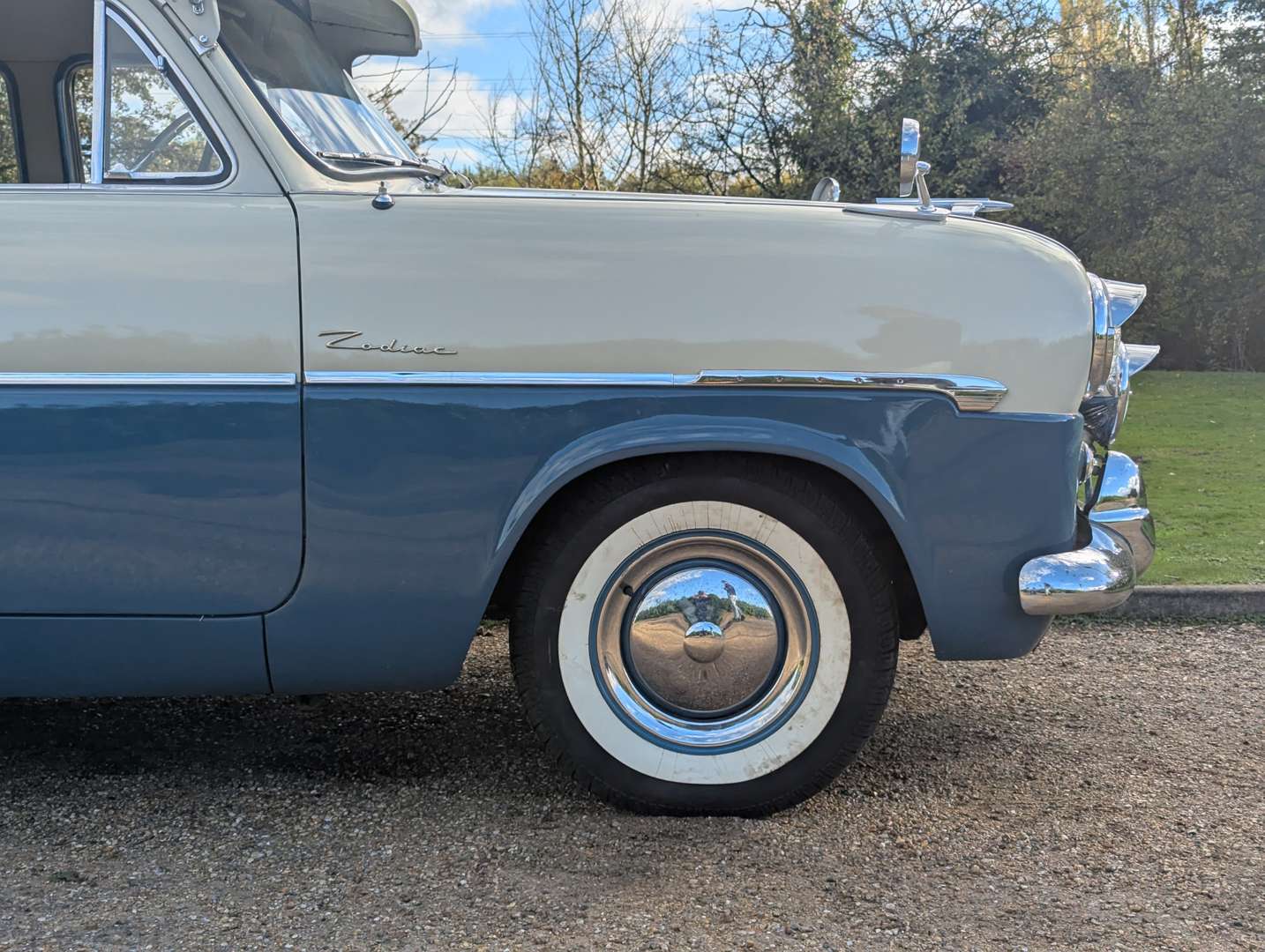 <p>1954 FORD ZEPHYR ZODIAC MKI</p>