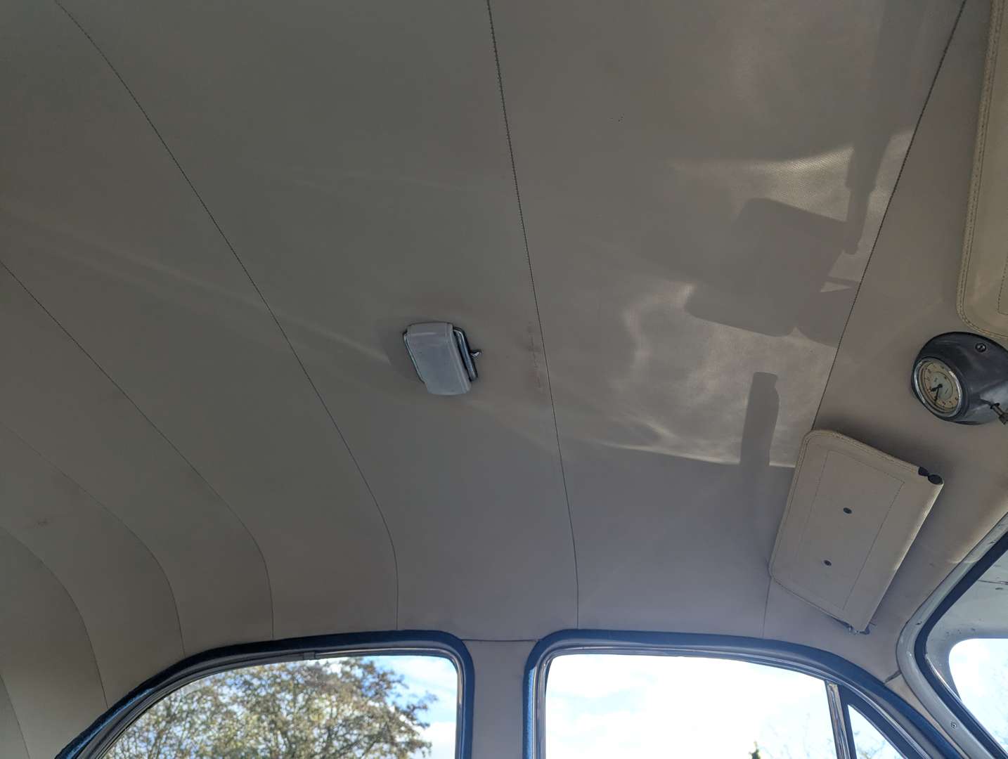 <p>1954 FORD ZEPHYR ZODIAC MKI</p>