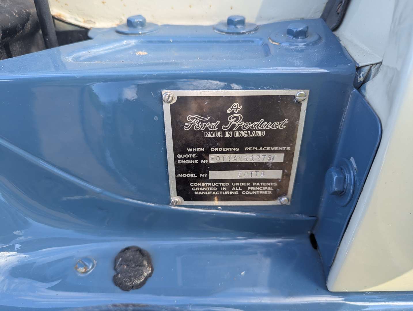 <p>1954 FORD ZEPHYR ZODIAC MKI</p>