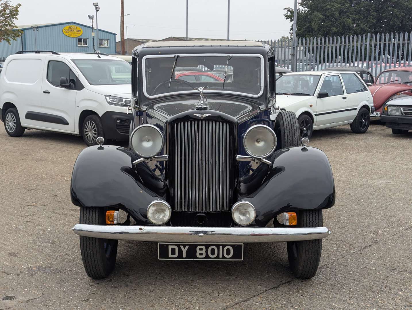 <p>1934 HILLMAN ‘BIG' 16</p>