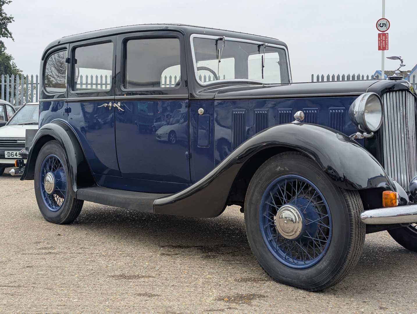 <p>1934 HILLMAN ‘BIG' 16</p>