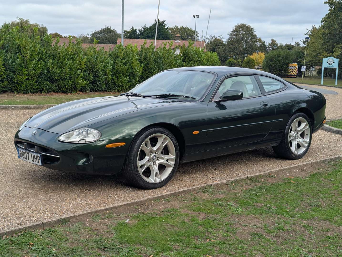 <p>1997 JAGUAR XK8 4.0 COUPE AUTO</p>