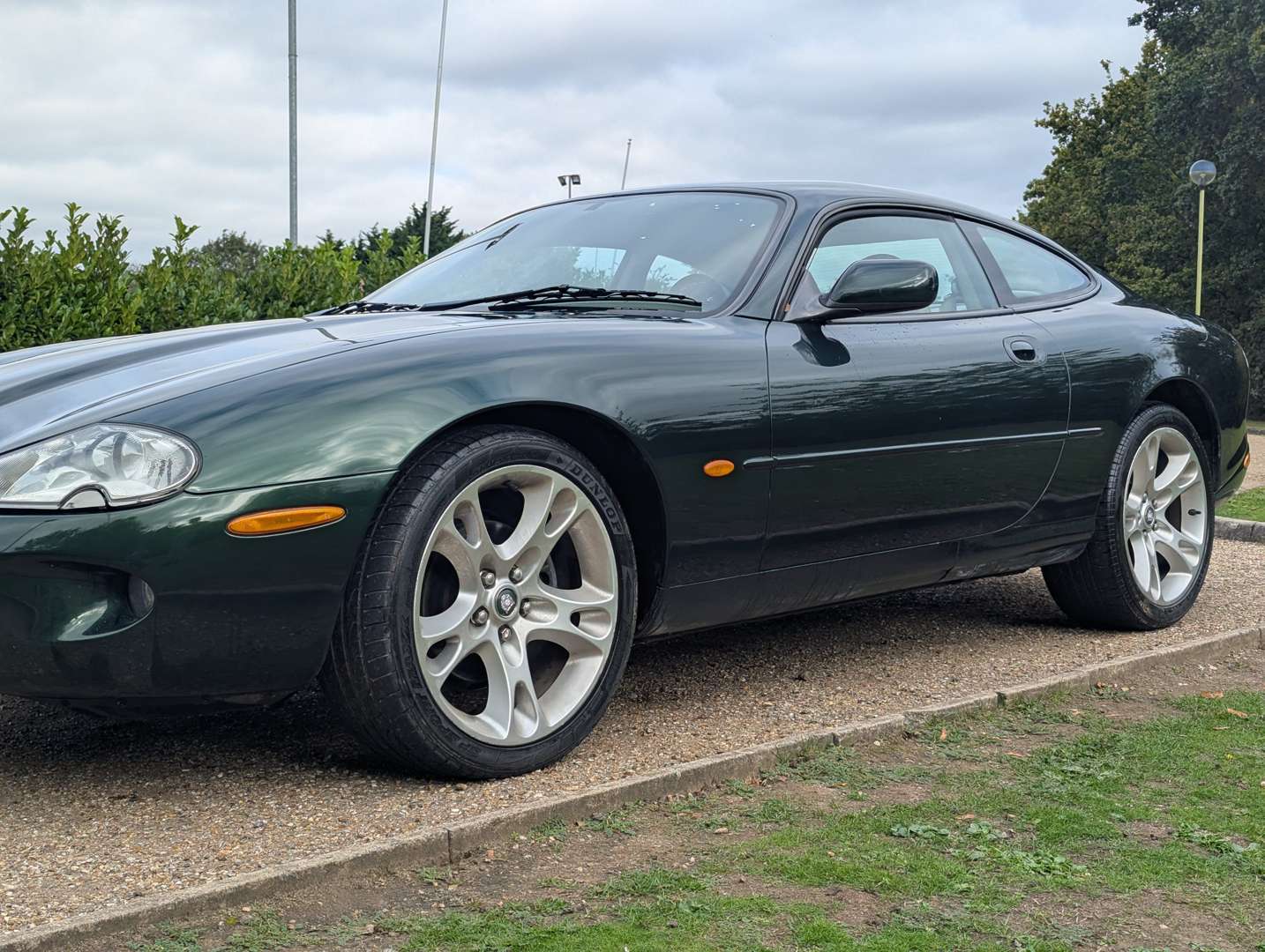 <p>1997 JAGUAR XK8 4.0 COUPE AUTO</p>