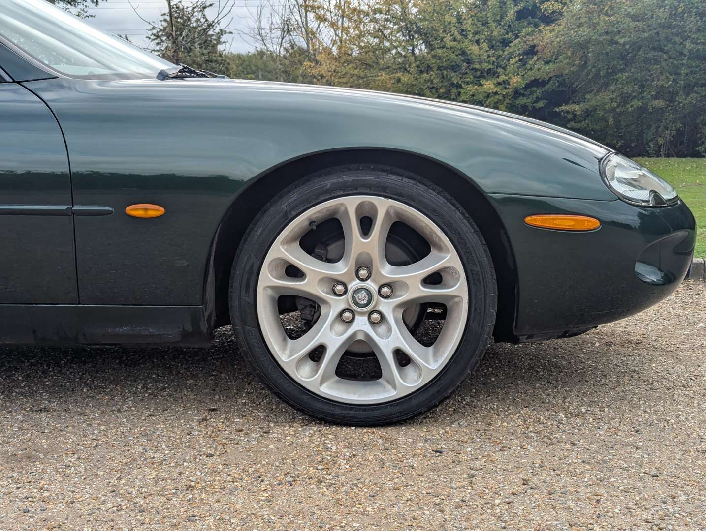 <p>1997 JAGUAR XK8 4.0 COUPE AUTO</p>