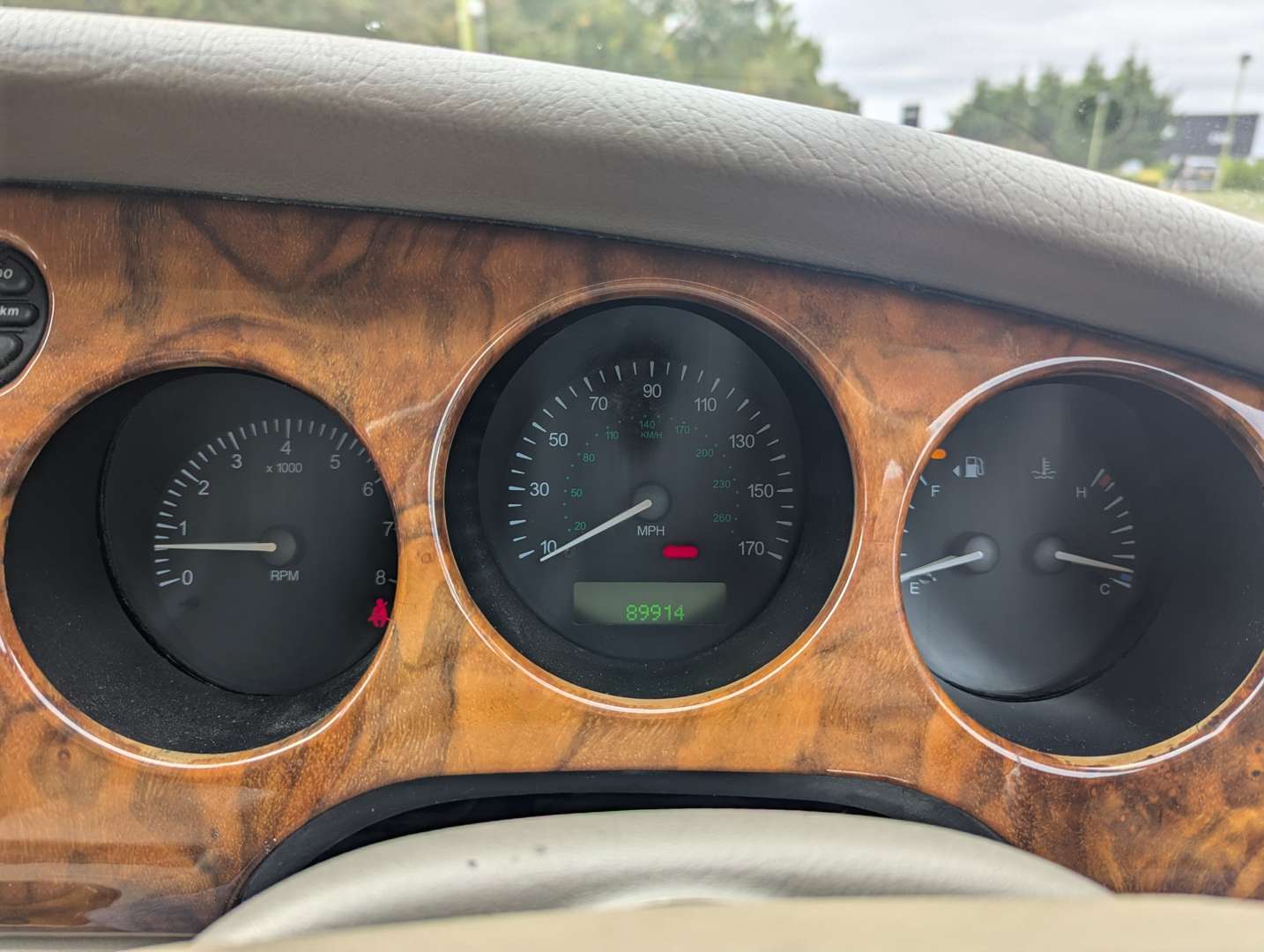 <p>1997 JAGUAR XK8 4.0 COUPE AUTO</p>