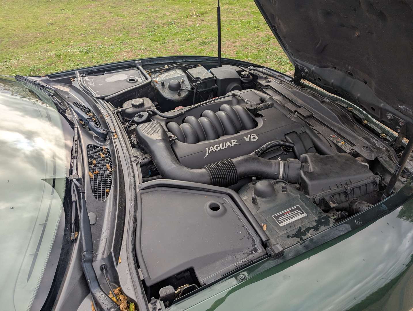 <p>1997 JAGUAR XK8 4.0 COUPE AUTO</p>