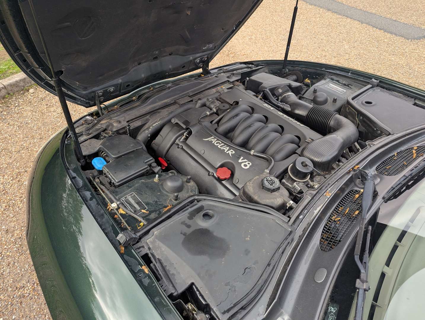 <p>1997 JAGUAR XK8 4.0 COUPE AUTO</p>