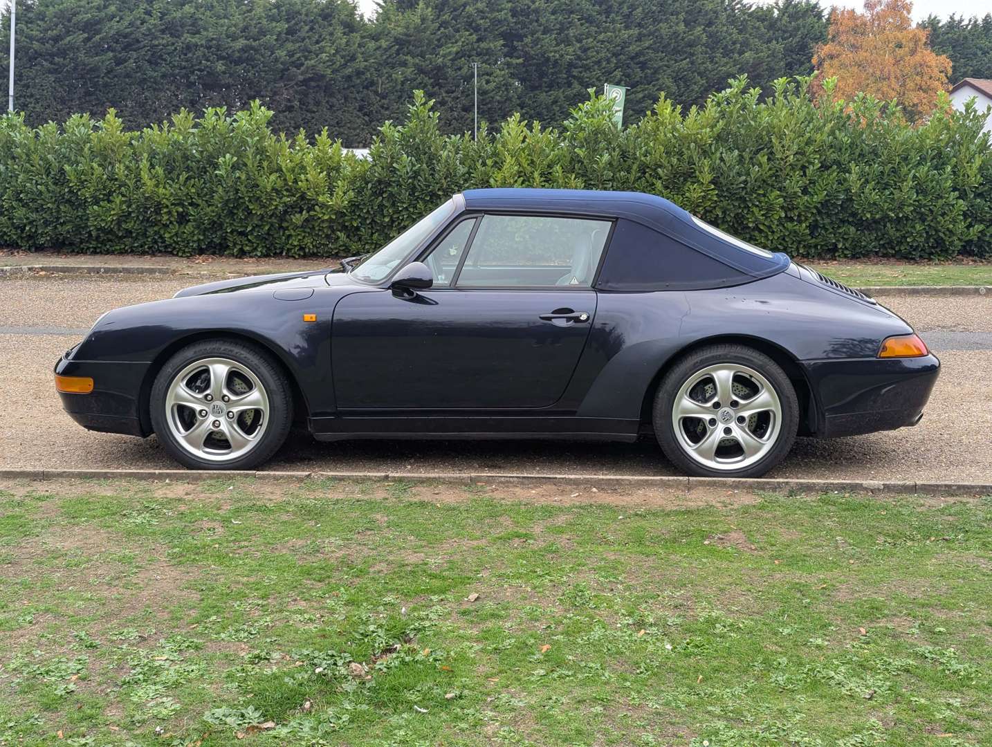 <p>1995 PORSCHE 911 (993) 3.6 CARRERA CABRIO</p>