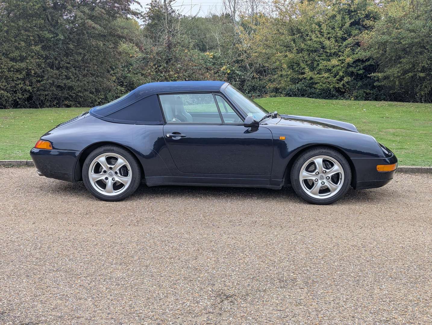 <p>1995 PORSCHE 911 (993) 3.6 CARRERA CABRIO</p>