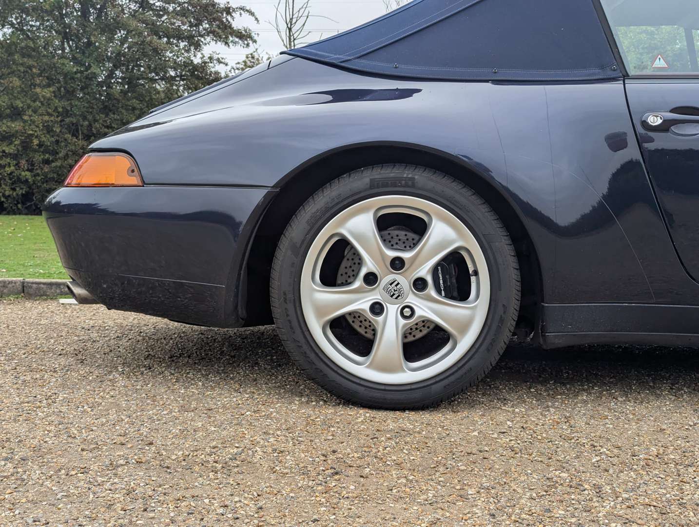 <p>1995 PORSCHE 911 (993) 3.6 CARRERA CABRIO</p>