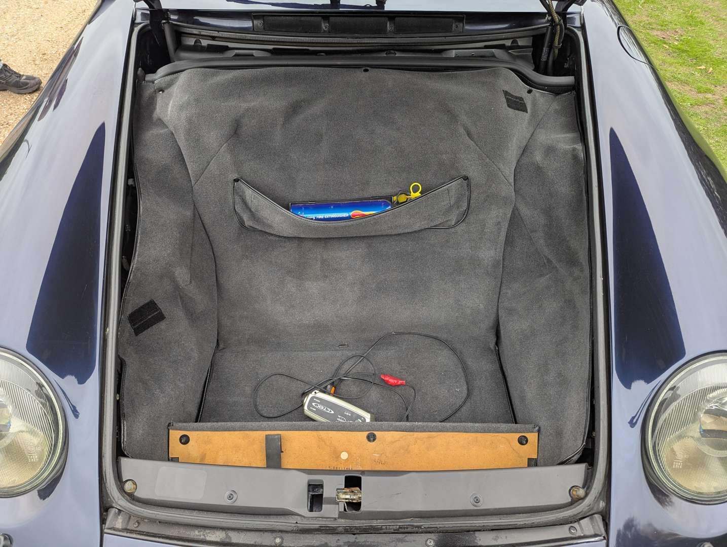 <p>1995 PORSCHE 911 (993) 3.6 CARRERA CABRIO</p>