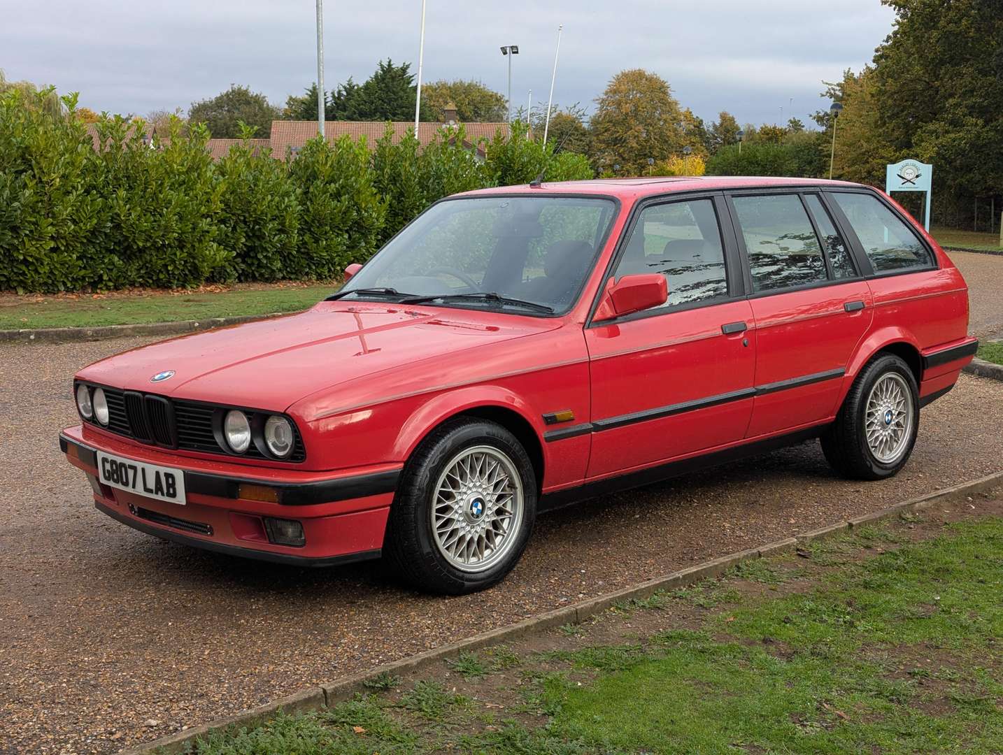 <p>1989 BMW E30 TOURING (E34 TDS CONVERSION)</p>