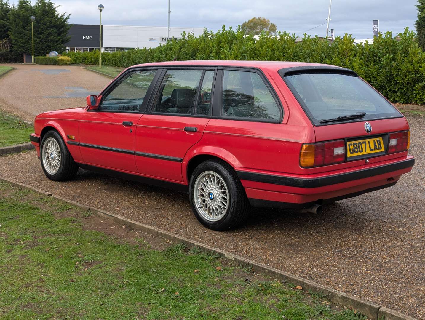 <p>1989 BMW E30 TOURING (E34 TDS CONVERSION)</p>