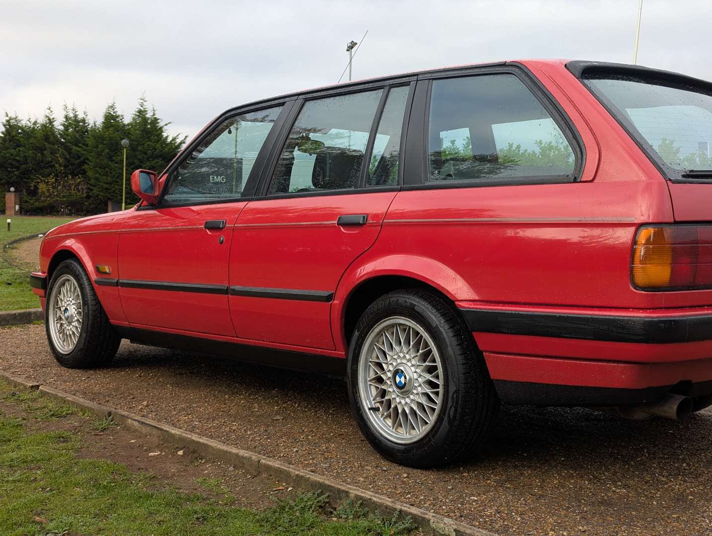 <p>1989 BMW E30 TOURING (E34 TDS CONVERSION)</p>