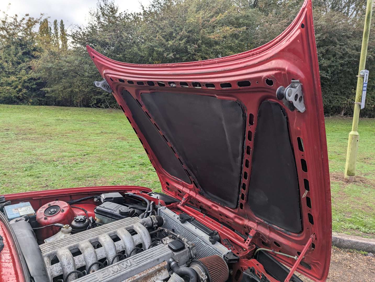 <p>1989 BMW E30 TOURING (E34 TDS CONVERSION)</p>