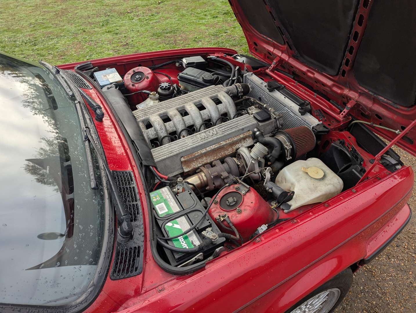 <p>1989 BMW E30 TOURING (E34 TDS CONVERSION)</p>