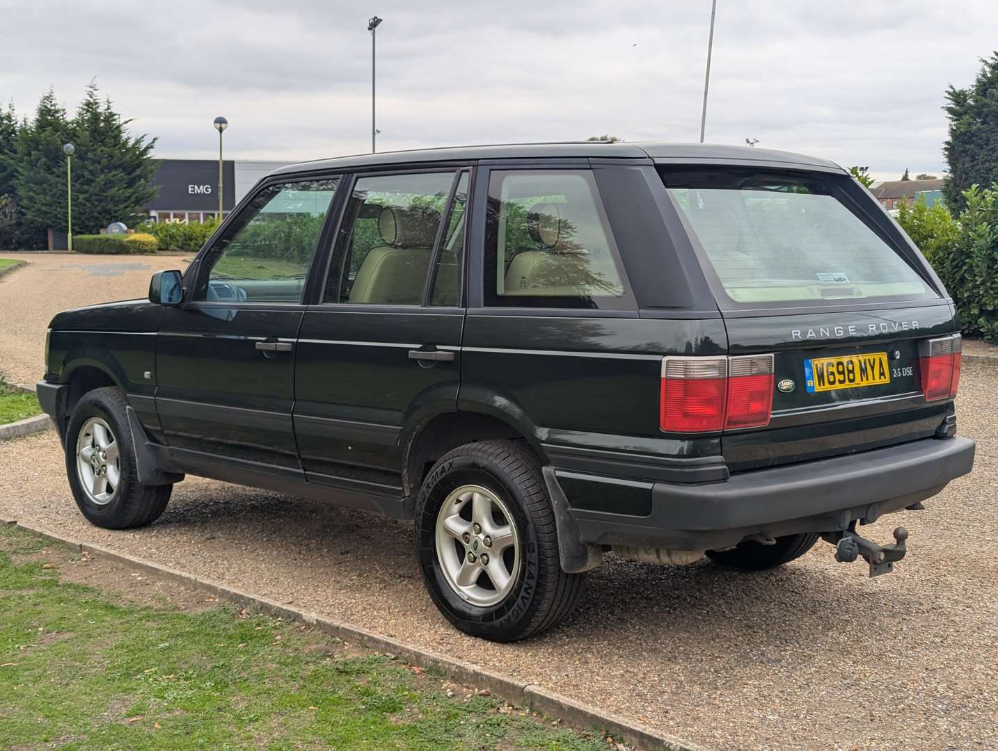 <p>2000 RANGE ROVER 2.5 DSE AUTO</p>
