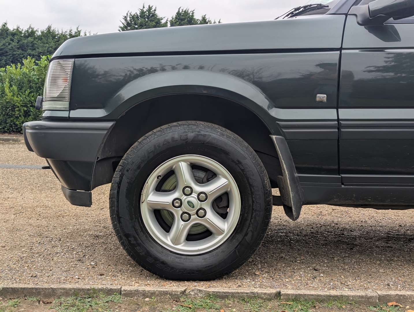 <p>2000 RANGE ROVER 2.5 DSE AUTO</p>