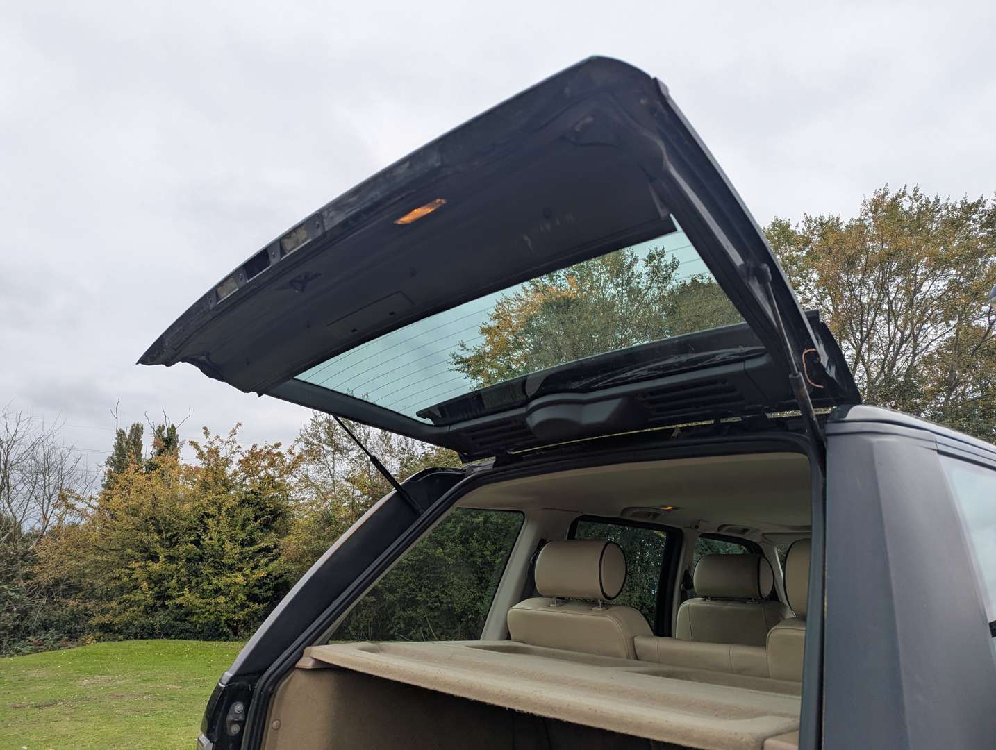 <p>2000 RANGE ROVER 2.5 DSE AUTO</p>