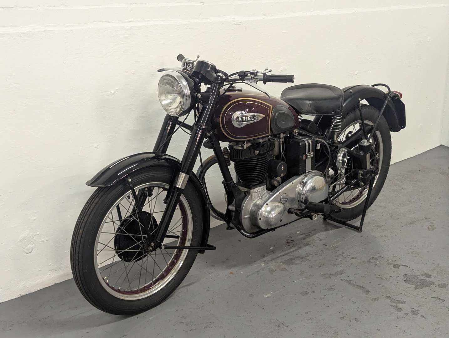 <p>1952 ARIEL 350 RED HUNTER</p>