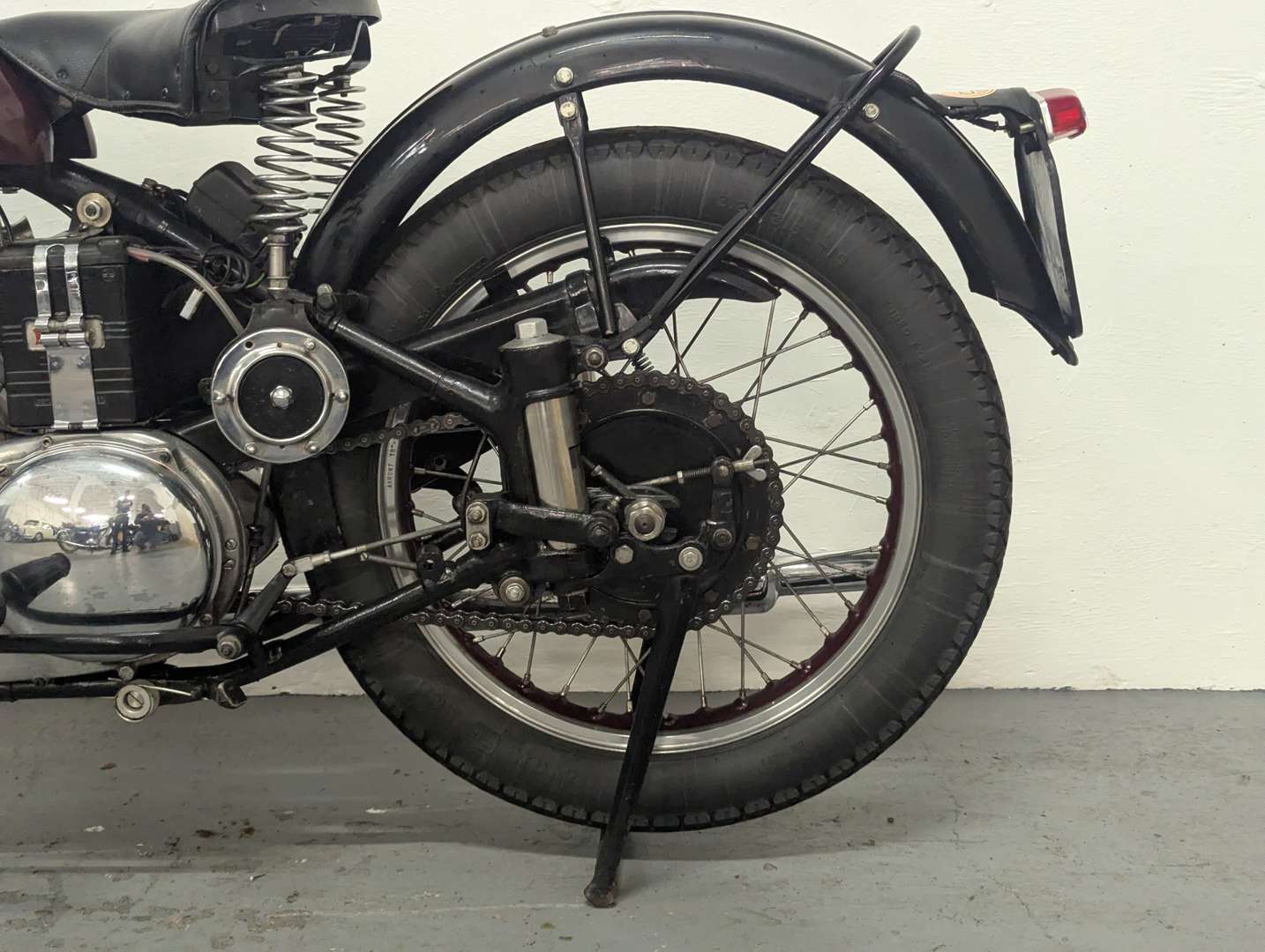 <p>1952 ARIEL 350 RED HUNTER</p>