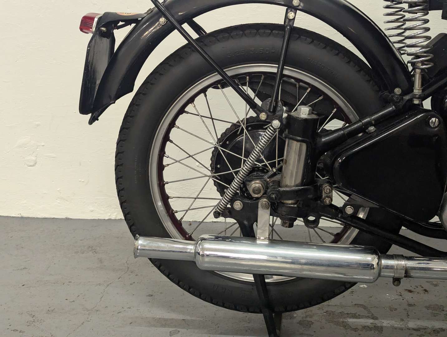 <p>1952 ARIEL 350 RED HUNTER</p>