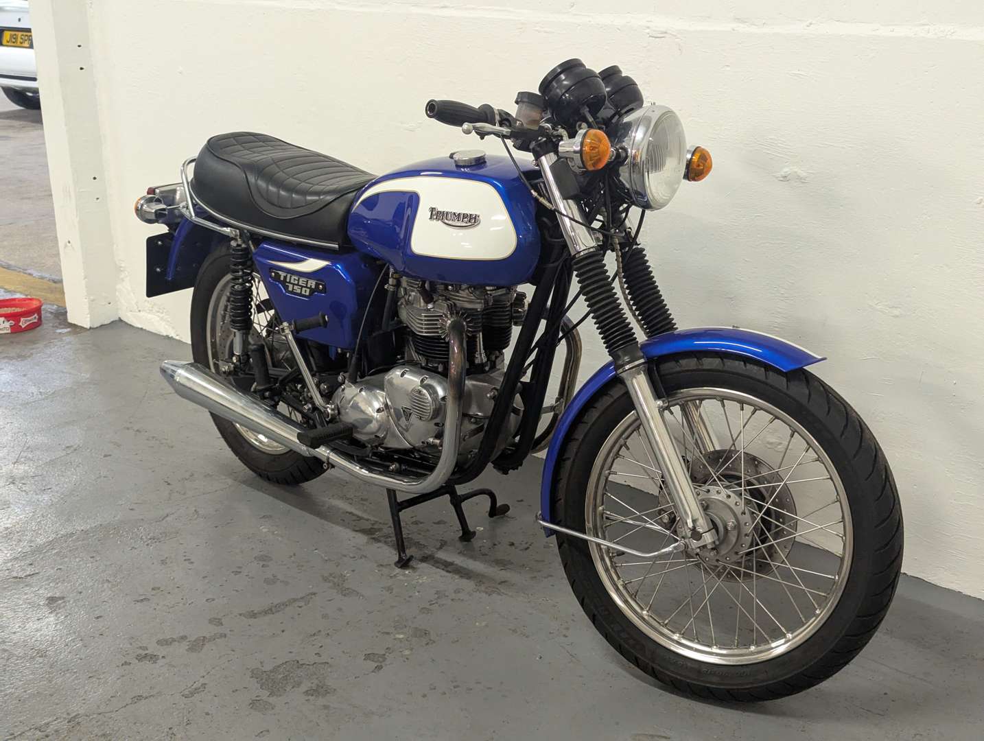 <p>1979 TRIUMPH TIGER 750</p>