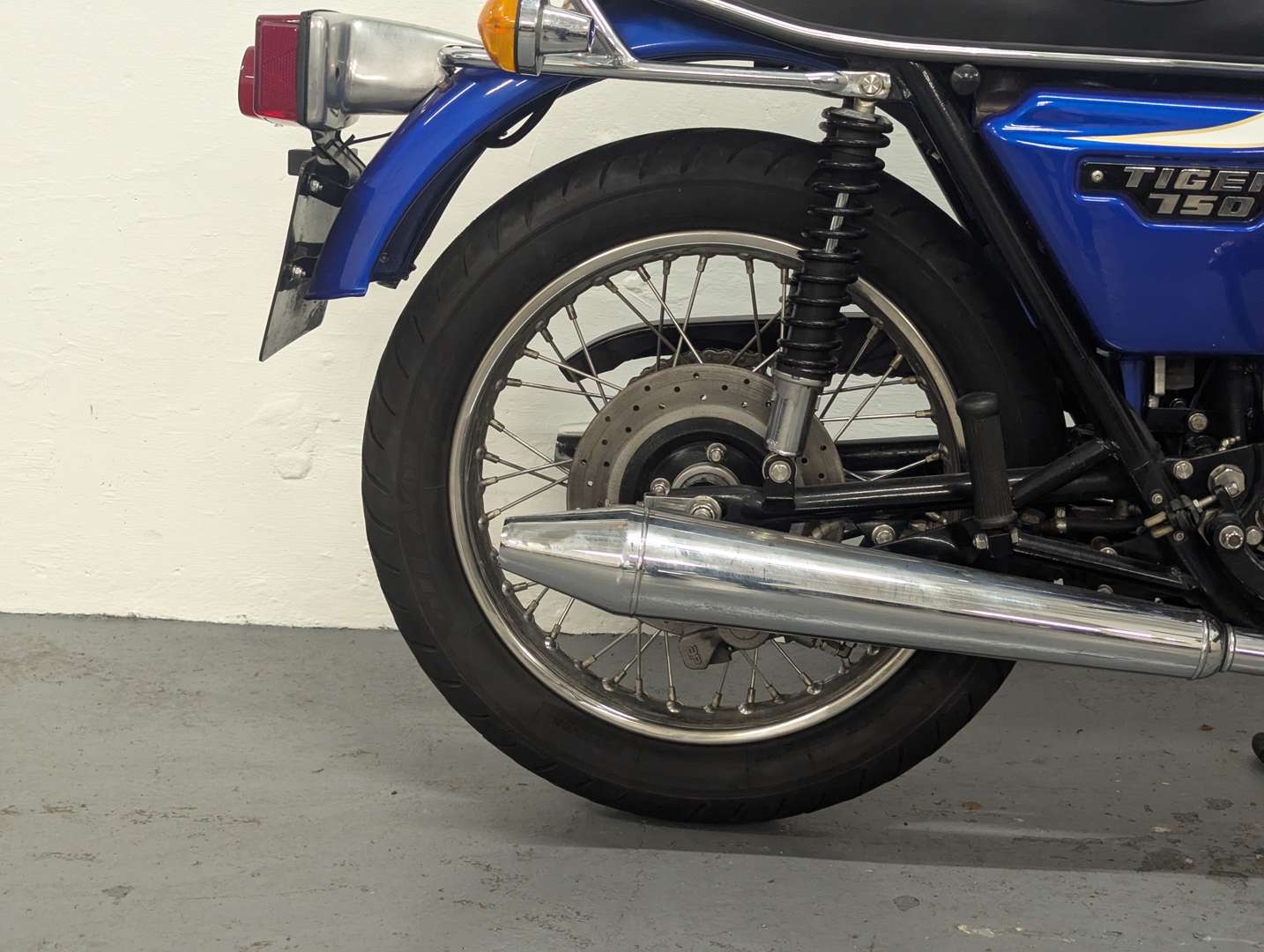 <p>1979 TRIUMPH TIGER 750</p>