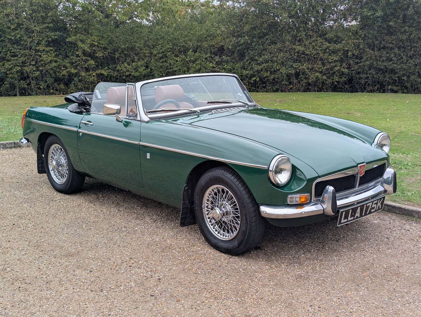 <p>1972 MG B ROADSTER AUTOMATIC</p>