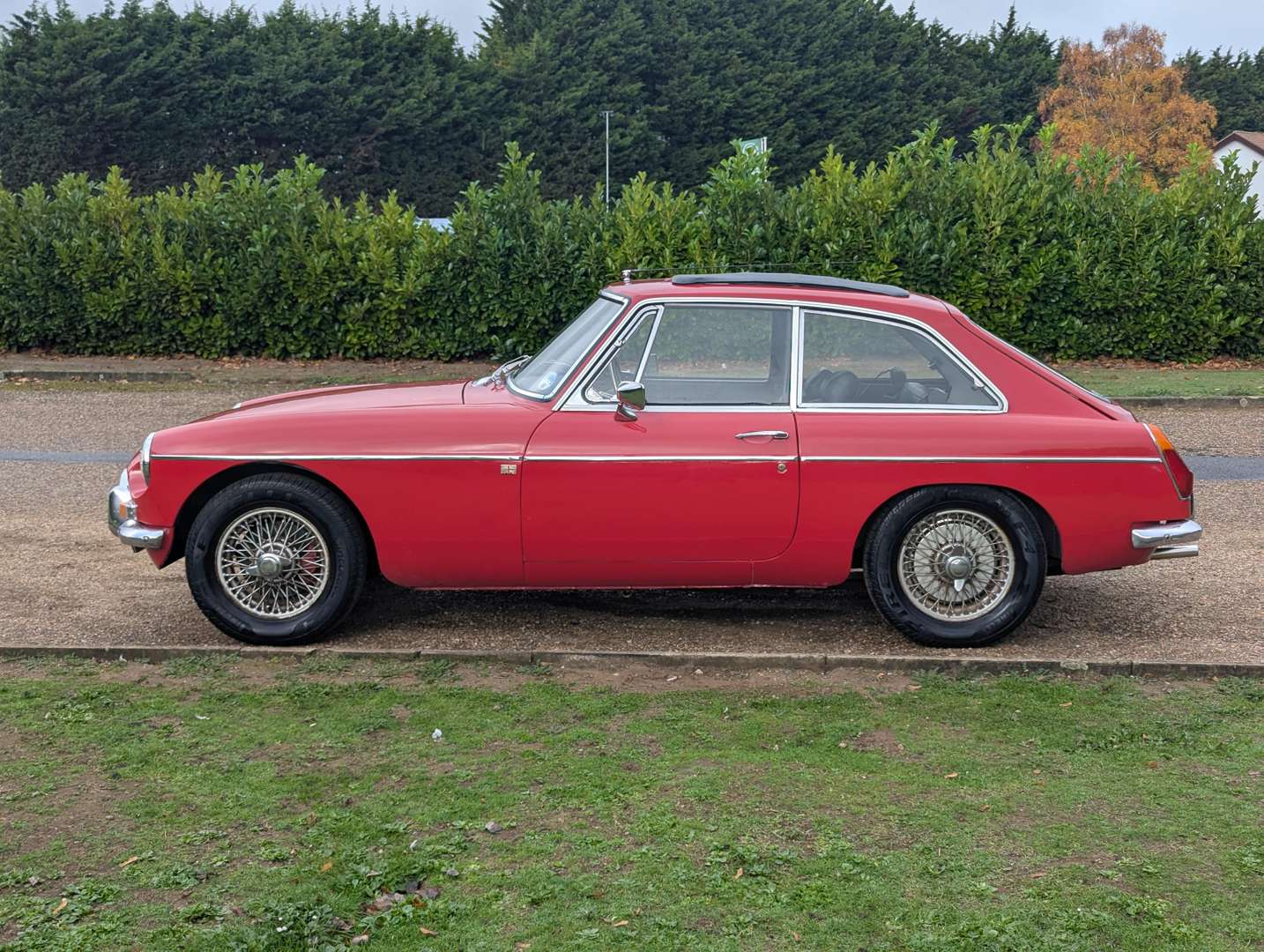 <p>1970 MG B GT</p>