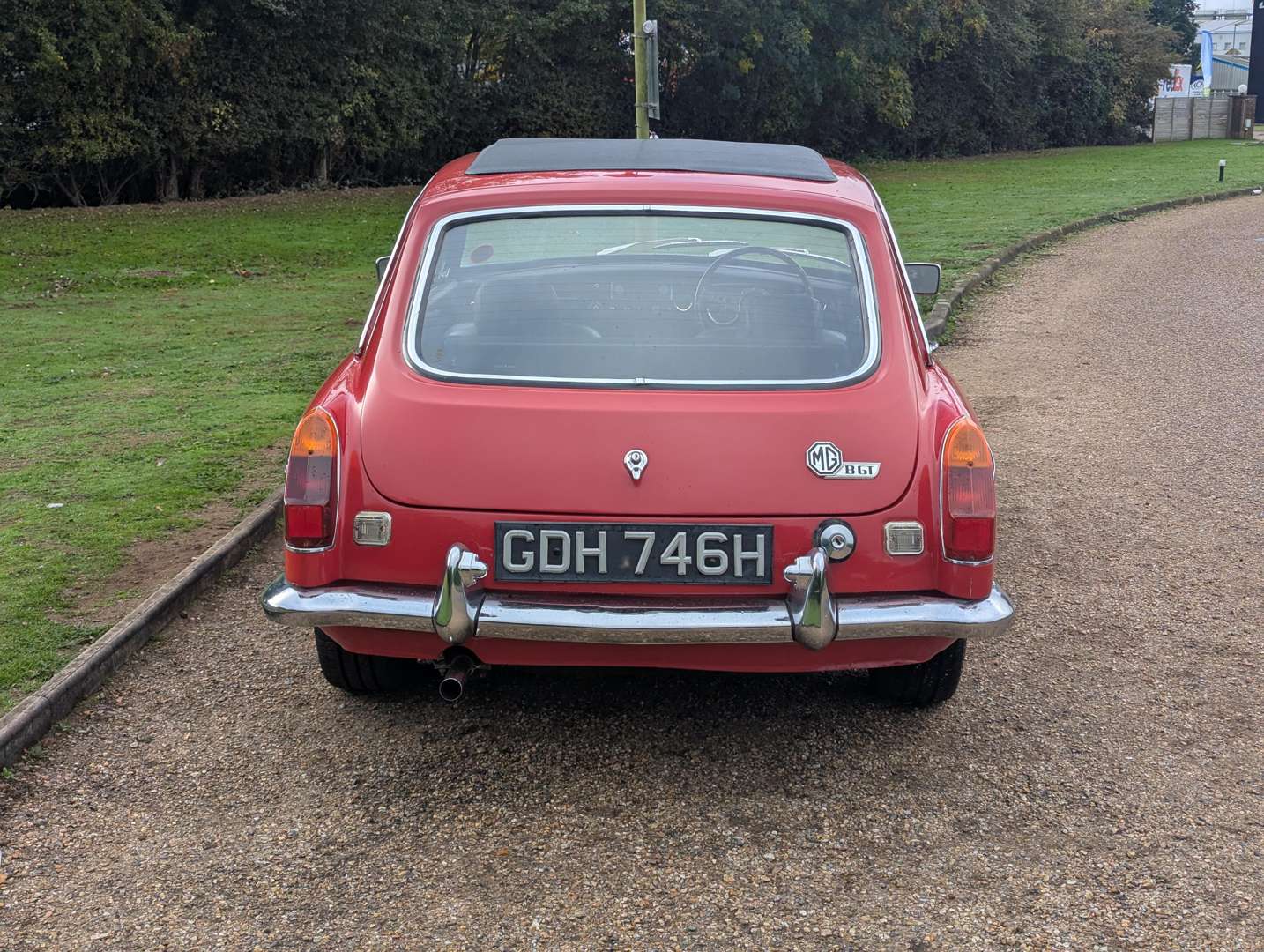 <p>1970 MG B GT</p>