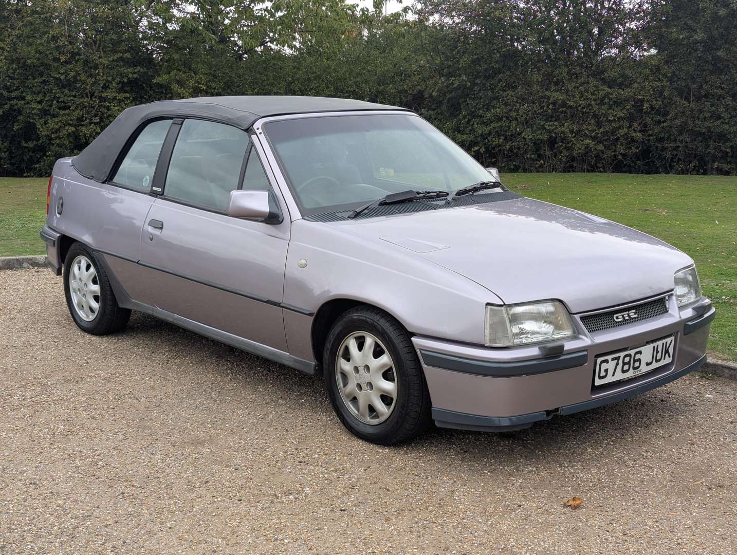<p>1990 VAUXHALL ASTRA GTE CONVERTIBLE</p>