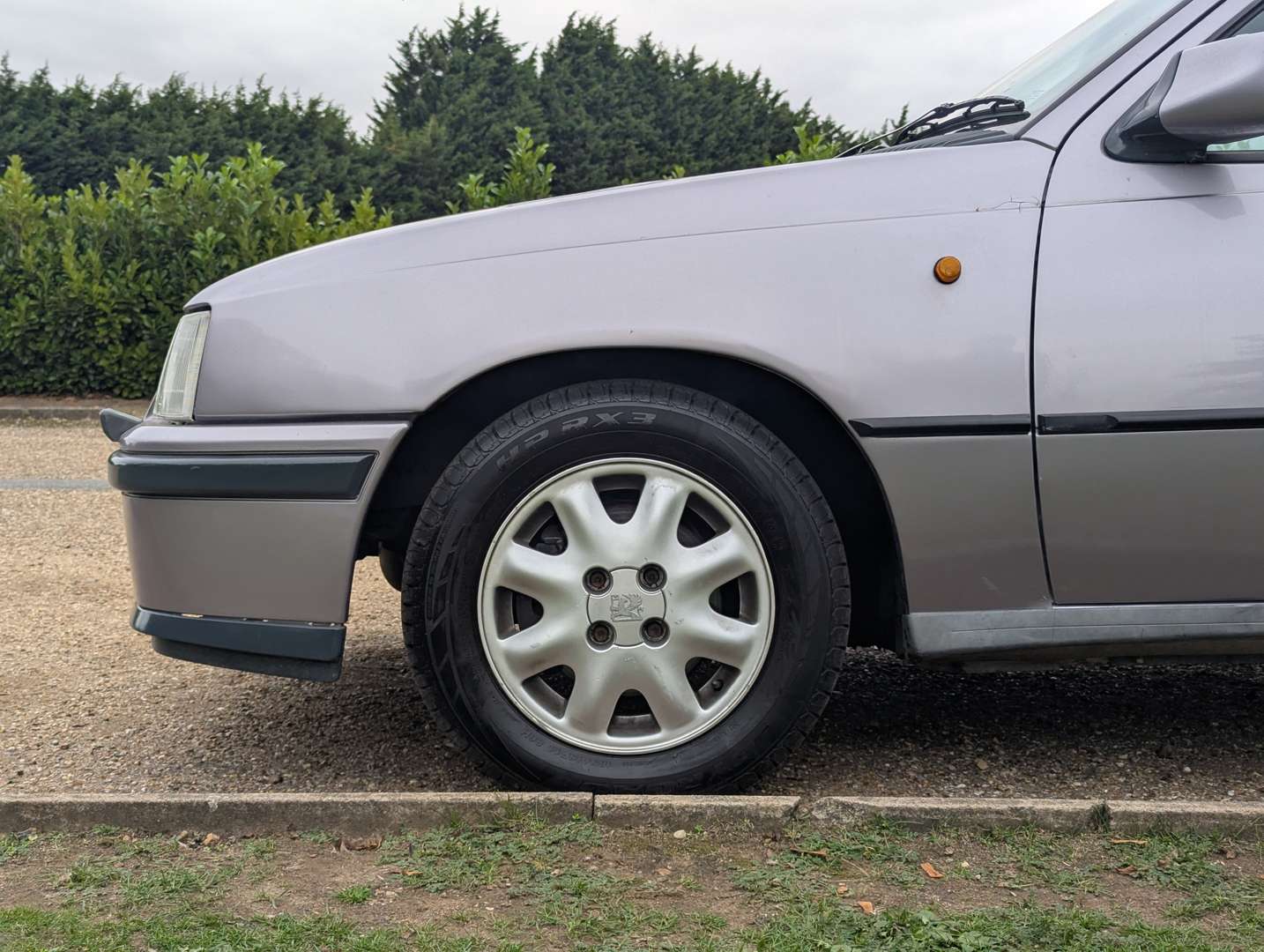 <p>1990 VAUXHALL ASTRA GTE CONVERTIBLE</p>