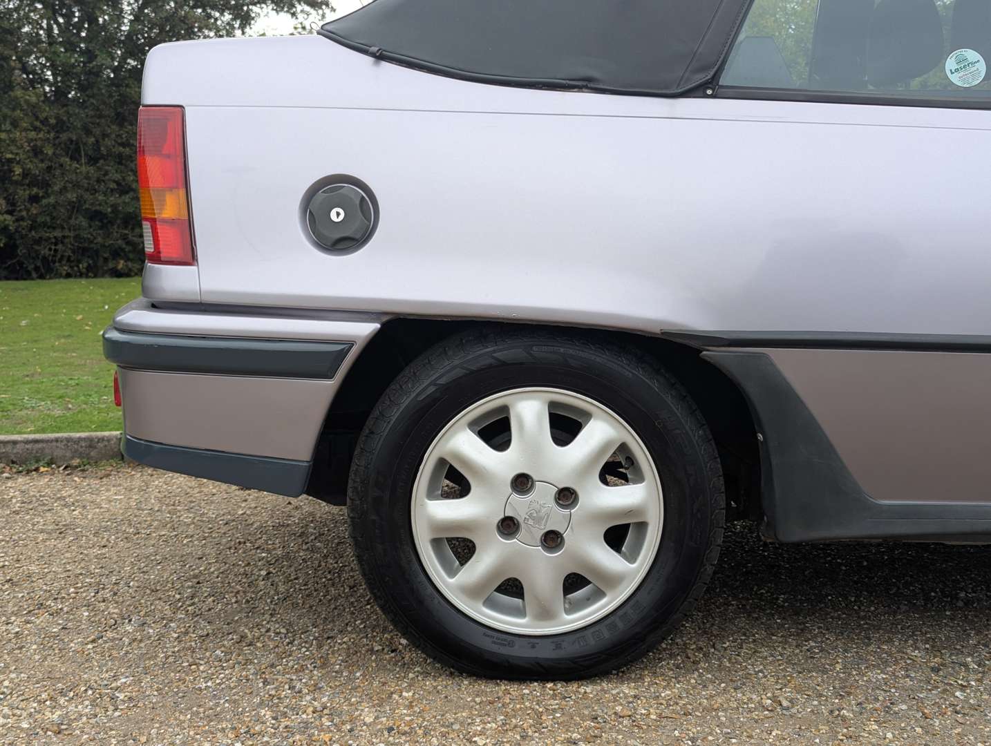 <p>1990 VAUXHALL ASTRA GTE CONVERTIBLE</p>