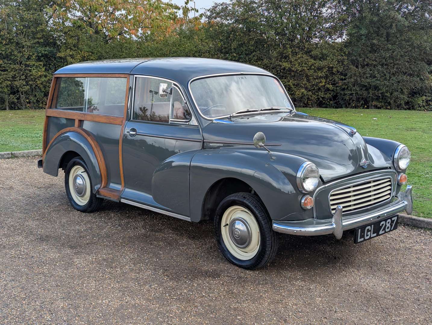 <p>1961 MORRIS MINOR 1000 TRAVELLER</p>