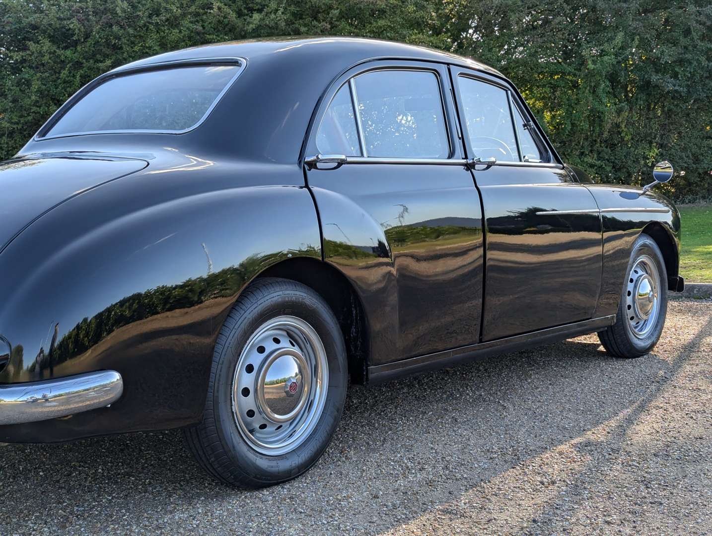 <p>1957 MG ZB MAGNETTE</p>