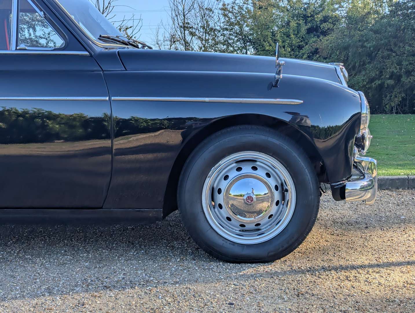 <p>1957 MG ZB MAGNETTE</p>