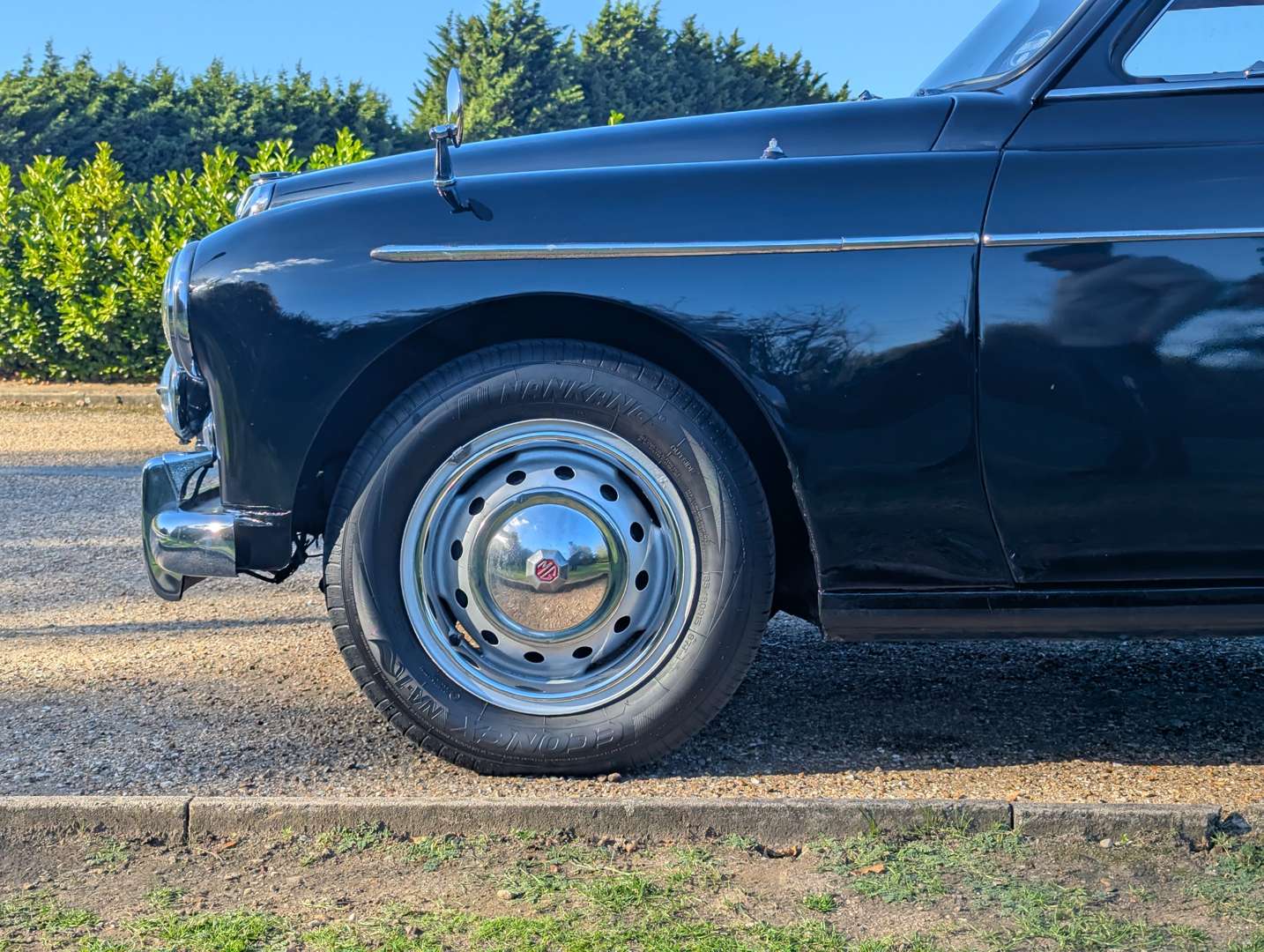 <p>1957 MG ZB MAGNETTE</p>