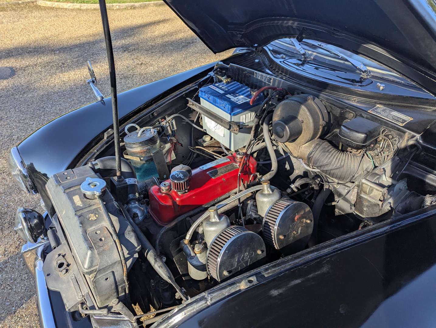 <p>1957 MG ZB MAGNETTE</p>