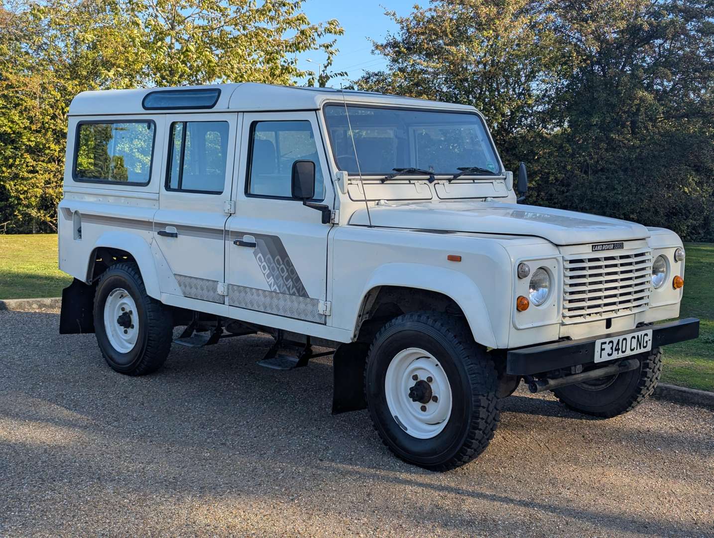 <p>1989 LAND ROVER 110 CSW</p>