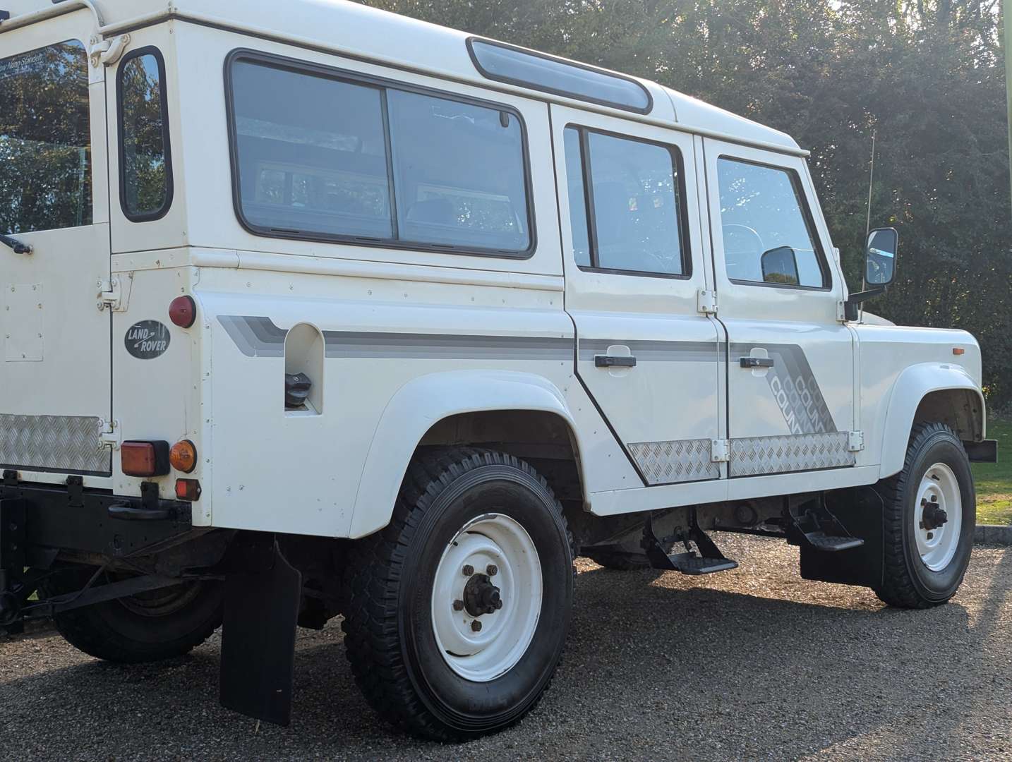 <p>1989 LAND ROVER 110 CSW</p>