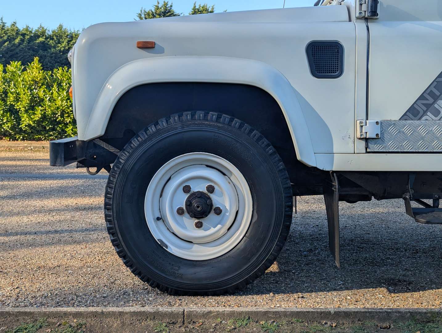 <p>1989 LAND ROVER 110 CSW</p>