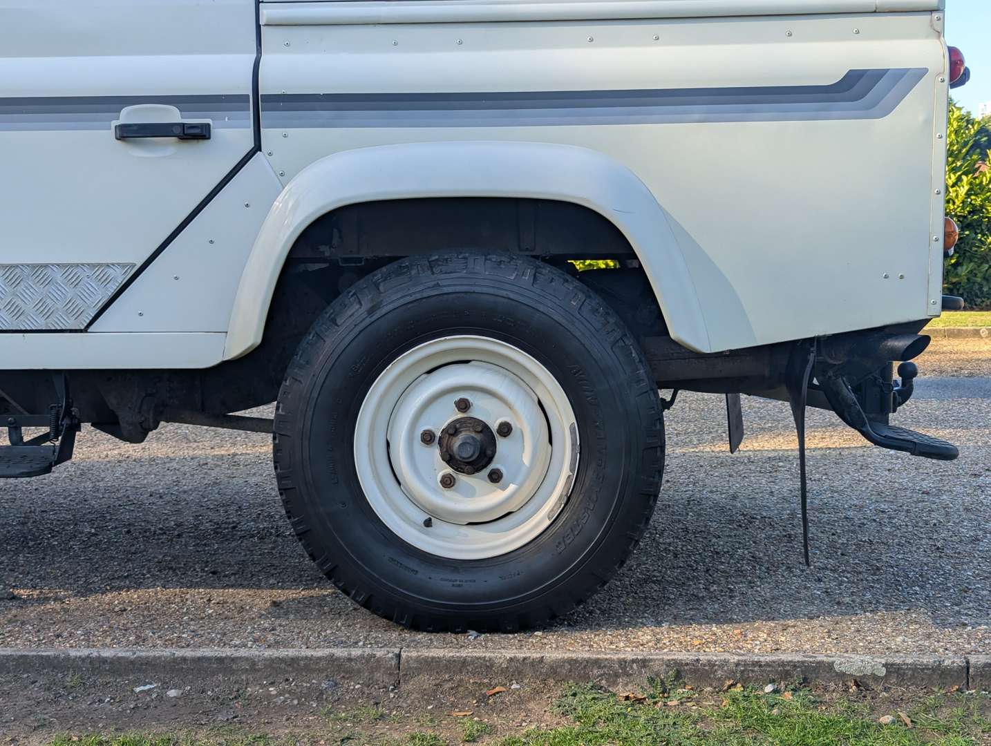 <p>1989 LAND ROVER 110 CSW</p>