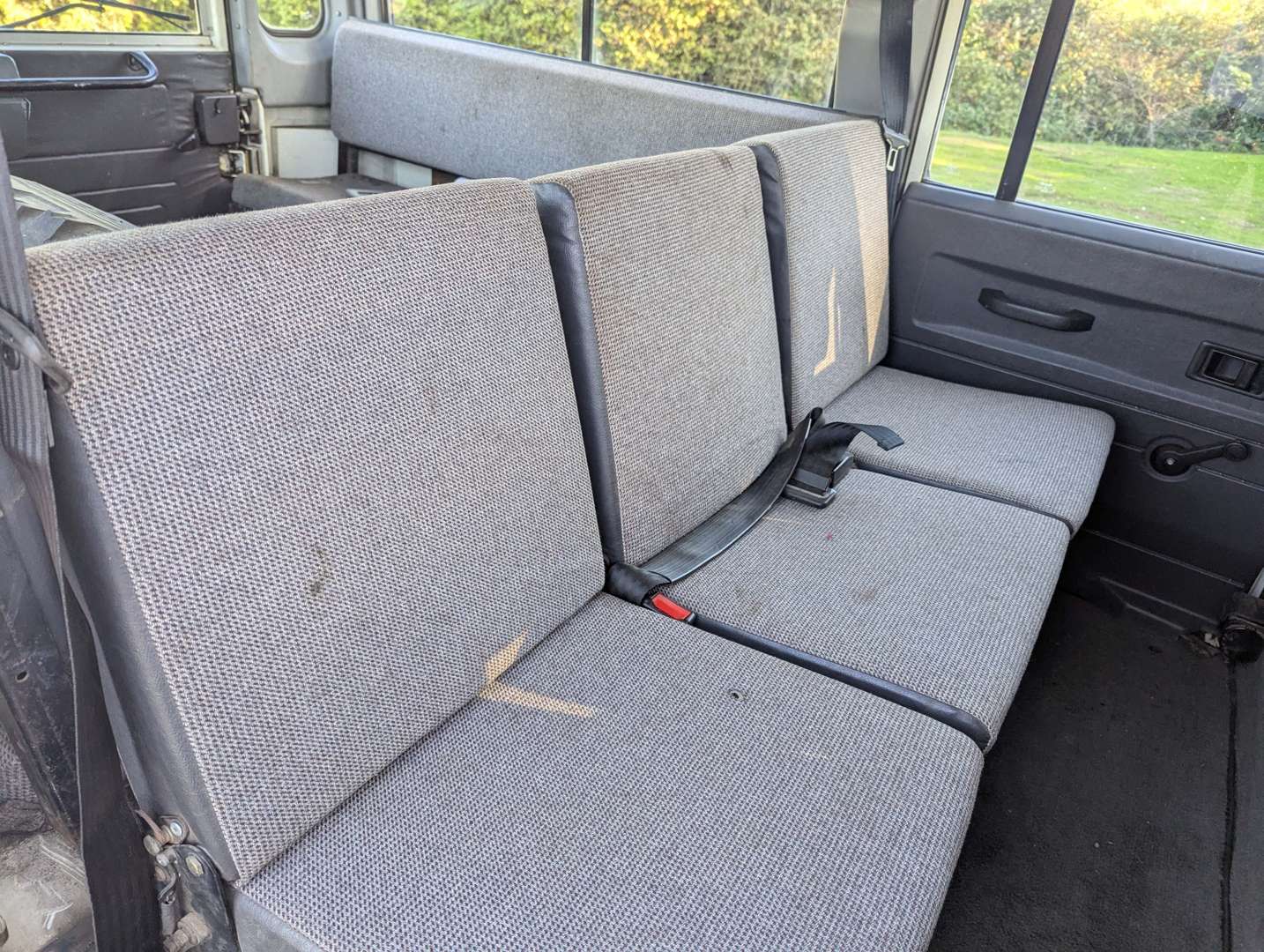 <p>1989 LAND ROVER 110 CSW</p>