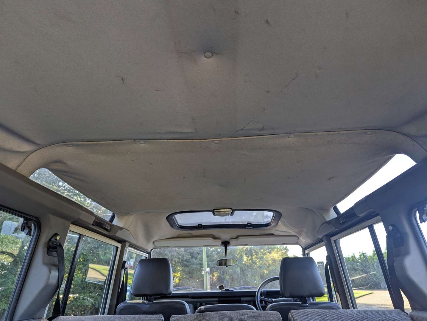 <p>1989 LAND ROVER 110 CSW</p>