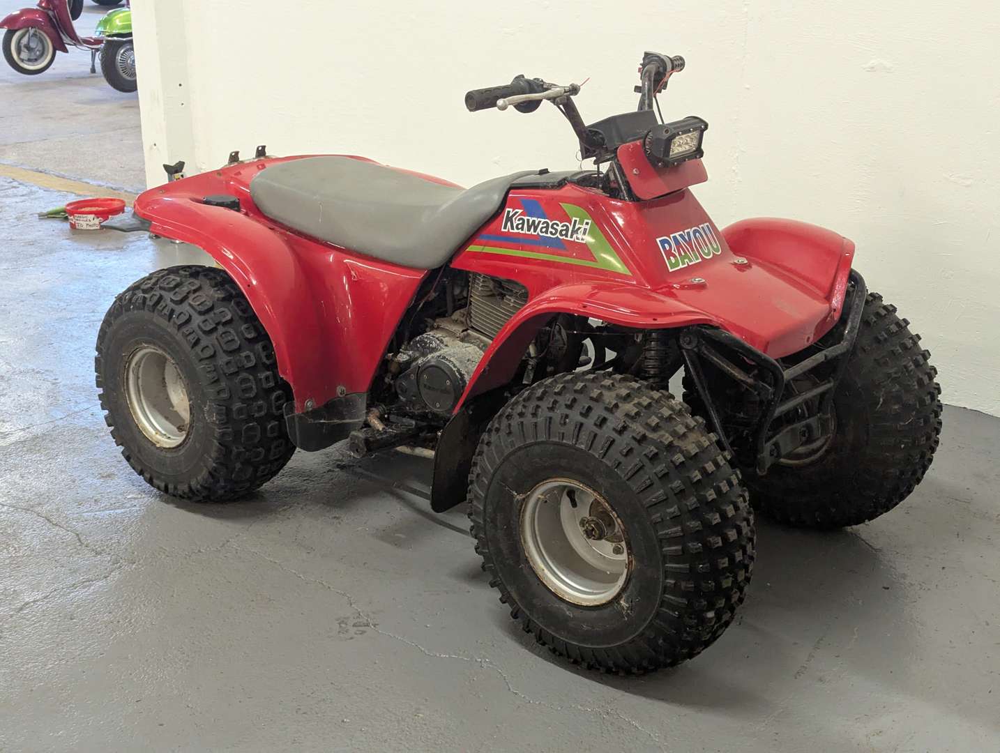 <p>1989 KAWASAKI BAYOU 290CC</p>